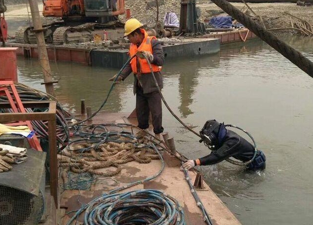 船营潜水封堵打捞
